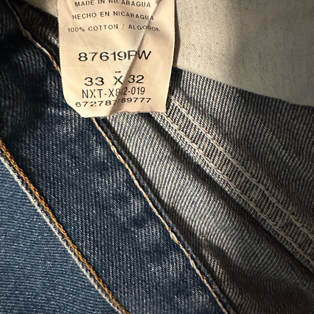 Wrangler Relaxed Fit Blue Jeans - Picture 2 of 2